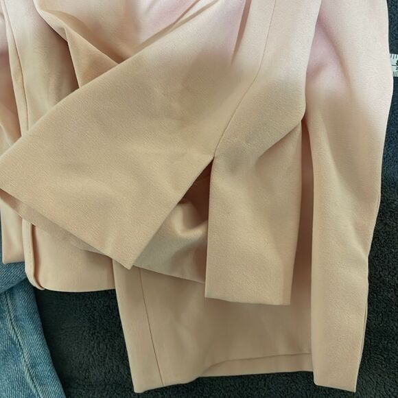 BCBGMAXAZRIA Women's Cropped Straight Leg Pants | pink | size XS - Picture 8 of 8